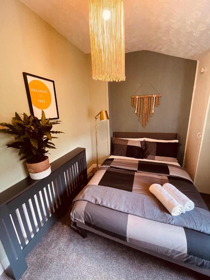 Newmarket Cosy Stay Bagian luar foto